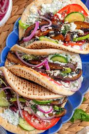 Attēlu rezultāti vaicājumam “Fuligo gyrosa macro”