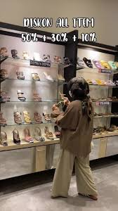 Image result for sendal unik di bandung