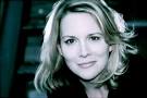 Laurel Holloman Announces Exclusive Art Poster Signing At The ...