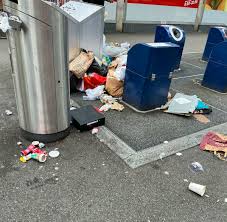 Image result for neapel abfallberge