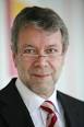 Bildtext: Gerhard Glatz, Vorstandsvorsitzender uniVersa Vesicherungen - images?q=tbn:ANd9GcRf_nmfBYMLV2qM9SROaOLbq7L5ru3g7PmvCu91GbHTsYWRaQQd8bLn3Q