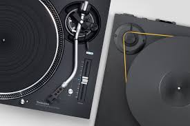 Direct drive turntable