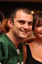 Wine Library TV – Gary Vaynerchuk iPhone Wallpaper | iDesign * iPhone