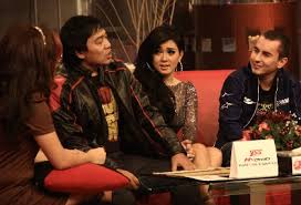 Video Gigi Palsu Syahrini Jatuh Acara Bukan Empat Mata