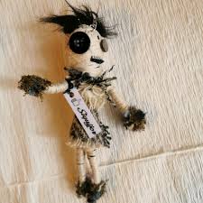 Image result for ブードゥー人形