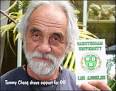 Tommy Chong shows his support
