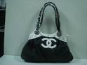 http://www.handbag-time.com/wp-content/uploads/2011/06/1308704590-17.jpg
