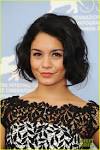 vanessa hudgens selena gomez spring breakers photo call 04 - vanessa-hudgens-selena-gomez-spring-breakers-photo-call-04