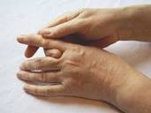 Trigger Finger: Symptoms, Causes, and Risk Factors