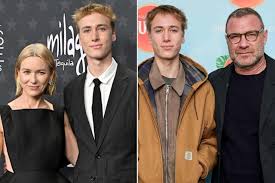 Image result for Maclaren Easy Traveller Naomi Watts and Liev Schreiber