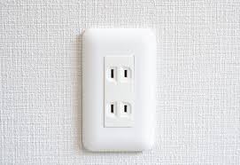 Image result for コンセント　穴 %