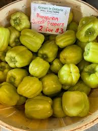 Afbeeldingsresultaat voor hungarian sweet white sweet pepper