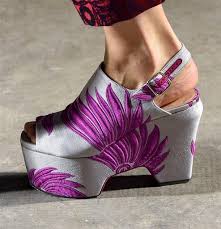 Trend Model Sepatu dan Sandal Wanita Terbaru 2016