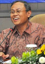 Ir. Djoko Santoso, MSc, PhD menyoroti mengenai Peraturan Pemerintah Republik Indonesia Nomor 66 Tahun 2010 tentang Perubahan ... - dirjendiktidjokosantoso_20101208085528