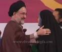 چگونه مسئولان می توانند به زنان خارجی دست ندهند / جوان بوشهری که ...