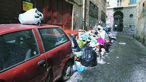 Image result for neapel abfallberge