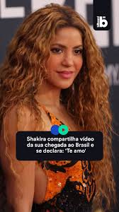 Resultado de imagem para "shakira" calcinha