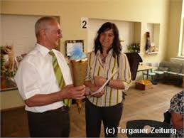 Beilrodes Bürgermeisterin Heike Schmidt würdigte die großen Verdienste von Schulleiter Günter Risch, der gestern Vormittag ...