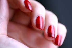 Résultat de recherche d'images pour "manucure"