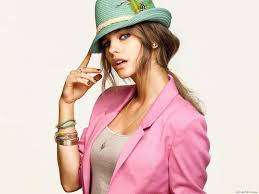 بچه ها بیاین......عکسهای Barbara Palvin...خیلی خوشگلن و فک کنم جدیدن 1