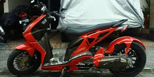Sangarnya Modifikasi Motor Honda Beat Low Rider