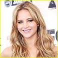 Jennifer Lawrence IS Katniss Everdeen. Jennifer Lawrence IS Katniss Everdeen - jennifer-lawrence-katniss