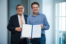 Attēlu rezultāti vaicājumam “Fuligo licentii”