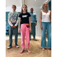 Image result for Maclaren Techno XT Naomi Watts and Liev Schreiber with their son Alexander.