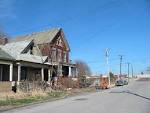 File:Cairo Illinois donwtown road to levee.jpg - Wikimedia Commons