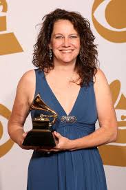 Kelly Carlin poses in the press room with George Carlin\u0026#39;s Best Comedy Album award during the 51st Annual Grammy Awards held at the Staples Center on ... - 51st+Annual+Grammy+Awards+Press+Room+fIXVmrtlw6Fl