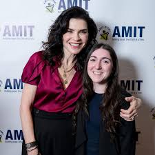 Image result for Bugaboo Cameleon Julianna Margulies