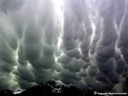 Attēlu rezultāti vaicājumam “Mammatus”