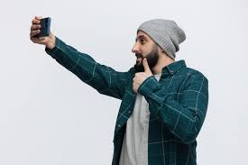 Картинки по запросу Молодой человек в шапке