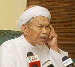 9 — Datuk Nik Abdul Aziz