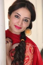Bollywood Celebrity Samaa News Anchor Fiza Shoaib Wedding Pics 960 X 640 ... - Sarwat_Gillani_Image_18