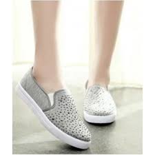 sepatu sneaker Model korea SH127 - Moro Fashion