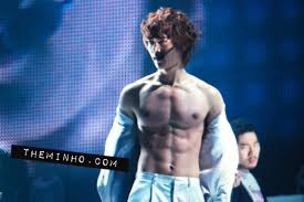 hot korean abs - Página 4 Images?q=tbn:ANd9GcRwXWM8CLpBIlVnksmn4MU9J7QBIu3wrOnXi8GMCVPVgsOv9IXd