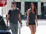 Jeremy Renner Secretly Marries Sonni Pacheco! Actor Flashes a Ring.