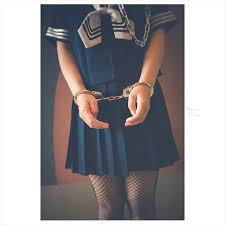 手錠緊縛画像|縄とか手錠で緊縛拘束されてる女の子のエロ画像！