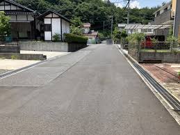 Image result for 中藤2丁目〈売地〉広々426.17㎡（法面含む）上下水道引込済、法面利用価値大、建築条件はございません。お好きなハウスメーカーで建築できます。