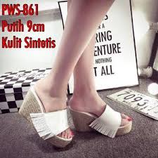 Barang Sejenis dengan Sepatu Sandal Bata Merah | Bukalapak