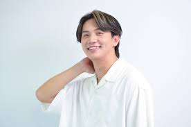 「アーロン・ユージック」の画像検索結果