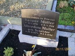 Grab von Kasper Müller (25.01.1876-05.04.1968), Friedhof Hatzum