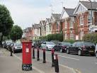Shows the location of TQ2385 : Edward VII postbox, Melrose Avenue - via Daymix