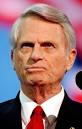 makes Zell Miller faces in