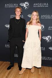 Image result for Phil and Teds Dash Buggy Naomi Watts Liev Schreiber