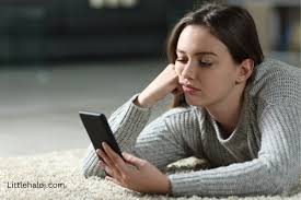 Risultati immagini per bored teen