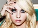 Momsen）的超級煙燻眼妝的話