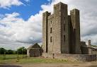 The castle was continuously - via Daymix