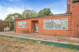 Image result for Raunds Conservative Bowls Club